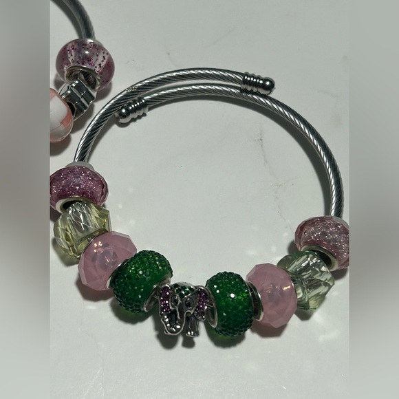 Chic Silver Bracelet with Pink and Green Beads - Picture 3 of 3
